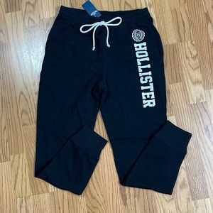 BNWT Hollister high rise sweat pants